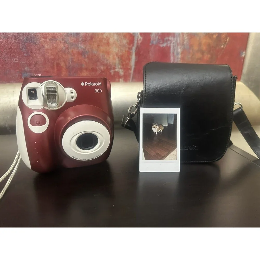 Polaroid 300 Red 60mm Focus Range Instant Camera, Tested and Working With Case